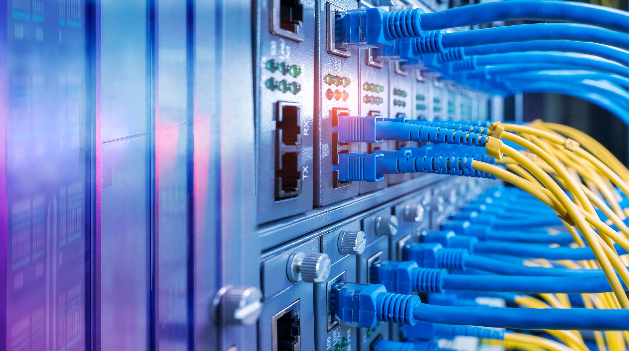 DFB iNC cable installation and network equipment